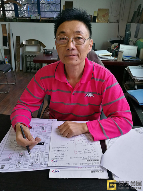 不銹鋼屏風(fēng)設(shè)計(jì)師